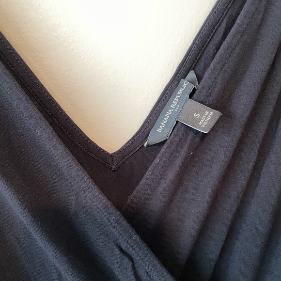 Banana Republic black dress - Picture 2 of 5